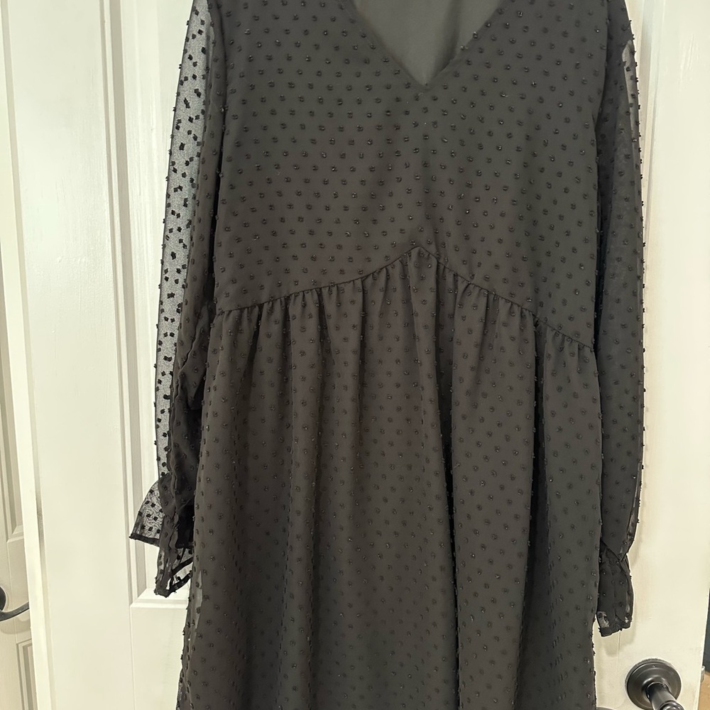 Black V-Neck Long Sleeve Sundress - Picture 8 of 8